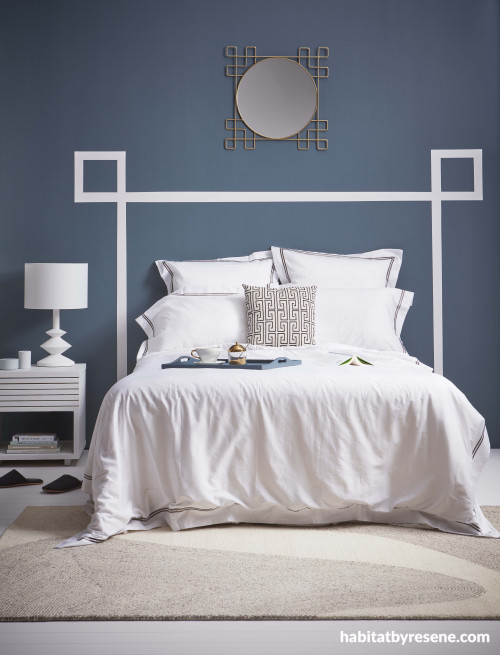 Cozy hotel style bedroom 