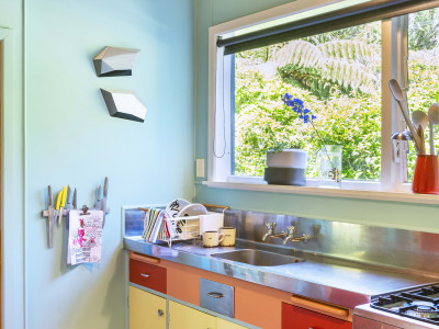 A symphony of colours: Bauhaus inspired makeover in Wellington