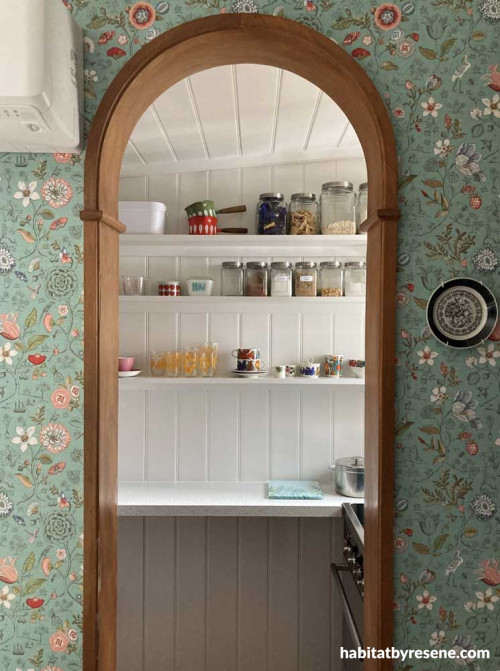 kitchen, floral wallpaper, vintage