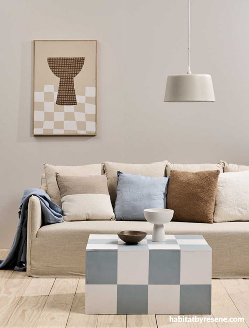 checkers, living room, table