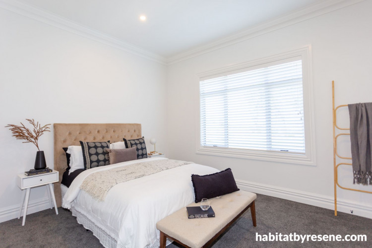 guest bedroom, white, simple