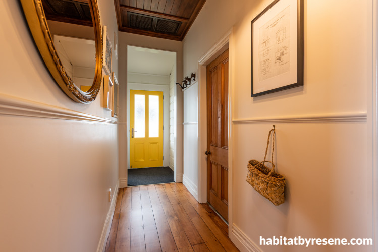 Resene bright spark door