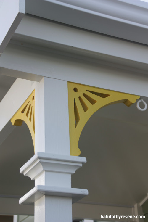 Resene villa exterior