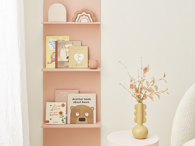 The art of minimalism with a splash of colour: Tips for a balanced look The art of minimalism with a splash of colour: Tips for a balanced look