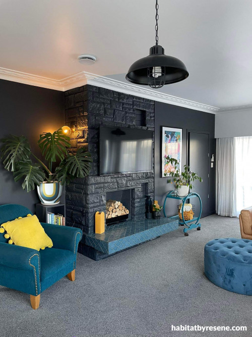 feature wall in the lounge