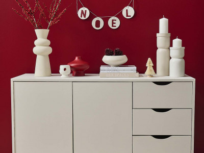 Classic Christmas with a local twist: green, red and cream Christmas decorating ideas Classic Christmas with a local twist: green, red and cream Christmas decorating ideas