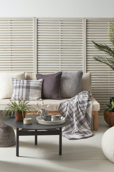 Embracing the cold: Designing the perfect outdoor space for winter Embracing the cold: Designing the perfect outdoor space for winter