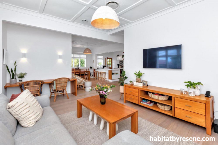 lounge, natural wood, modern