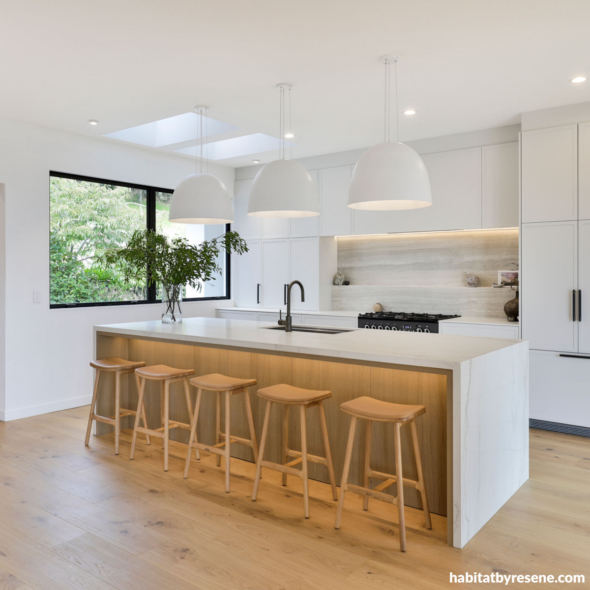 18 kitchen designers share their top kitchen design tips and Resene ...