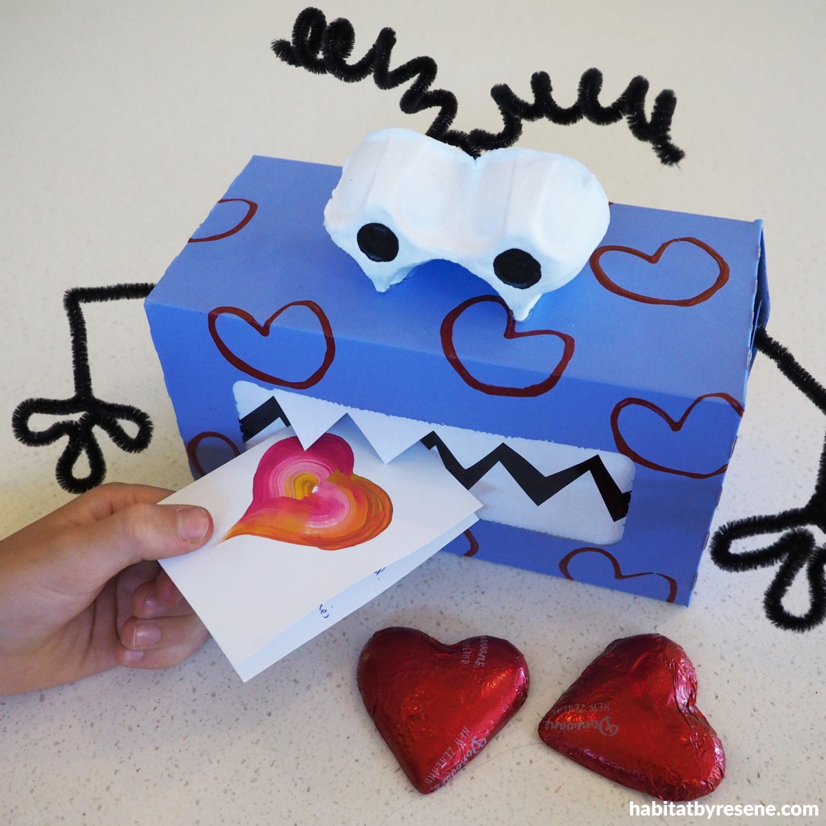 Make a mailbox for Valentine\'s Day | Habitat by Resene