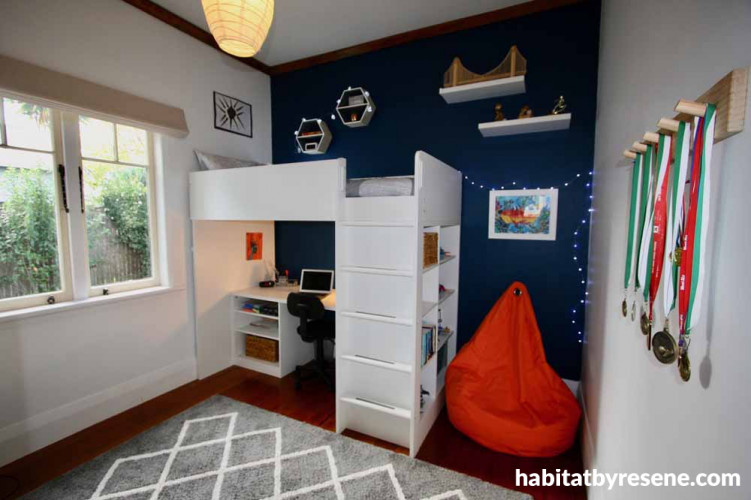 boy's room, dark blue, red bean bag