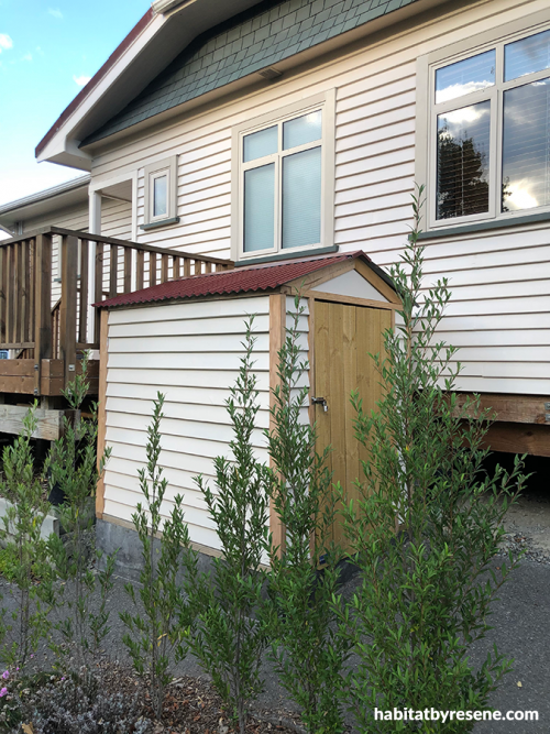 outside, exterior paint