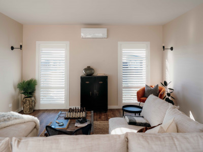  Seaside elegance: Resene colours bring a Hamptons vibe to this Papamoa Beach home