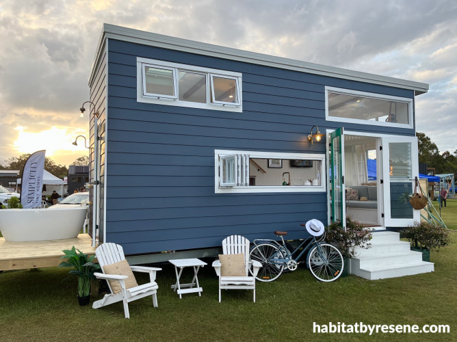Resene tiny home exterior