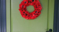 Show your support this ANZAC Day with this DIY wreath photo