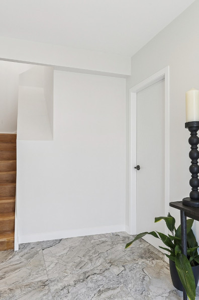 From worn down to wonderful with charming neutrals From worn down to wonderful with charming neutrals