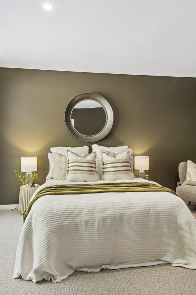 From worn down to wonderful with charming neutrals From worn down to wonderful with charming neutrals