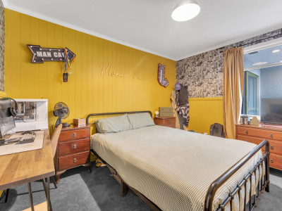 A home grounded in family history – and a colour surprise inside! 
