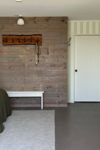 Higgs Rest: A rustic retreat with eclectic charm Higgs Rest: A rustic retreat with eclectic charm
