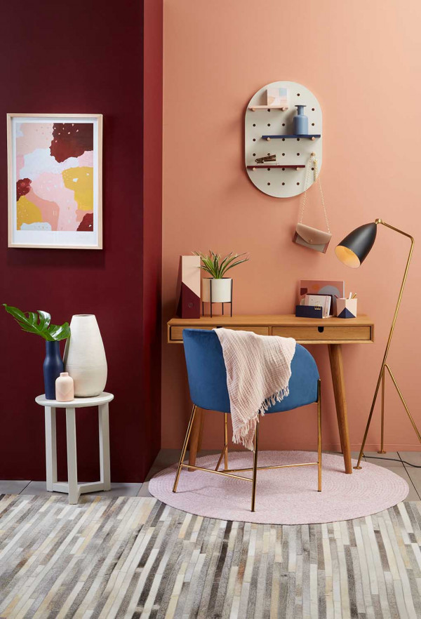 3 small LauraLynn Johnston pink home office Resene JustDance+Smoulder+HalfTea+KingTide+Soulful+MidGreywash photo Bryce Carleton v1