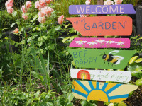 A little sign of summer: DIY garden signs 