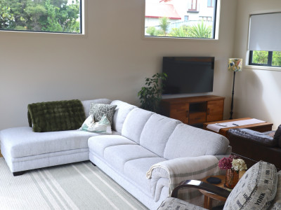 Grounded coastal living in the South Island