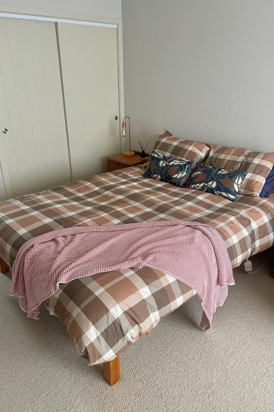 Grounded coastal living in the South Island