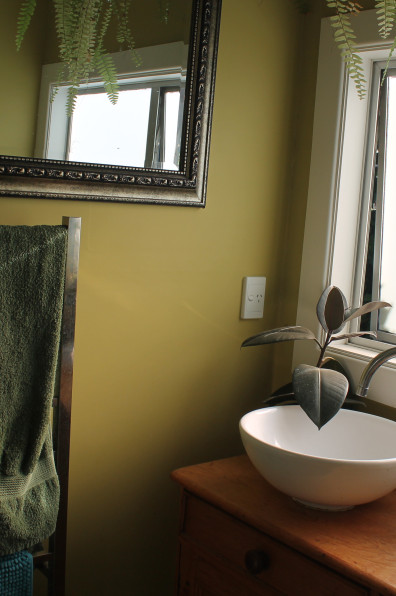 A maximalist mid-century home brought to life with colour and hard work