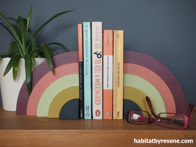 Bookends, rainbow bookends