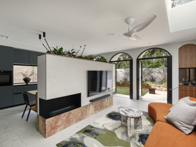 A colourfully confident Australian home A colourfully confident Australian home