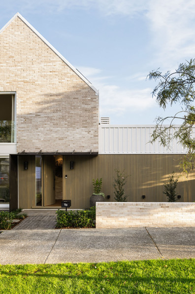 Clever design and soft tones for a compact home