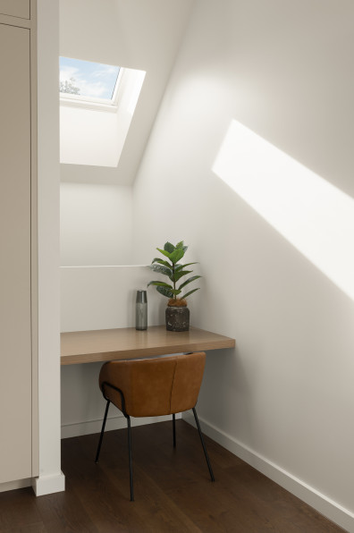 Clever design and soft tones for a compact home Clever design and soft tones for a compact home