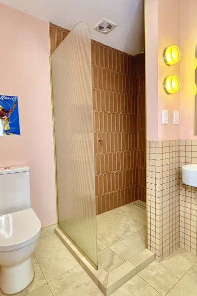 A playful palette: 70s meets modern in this home makeover A playful palette: 70s meets modern in this home makeover