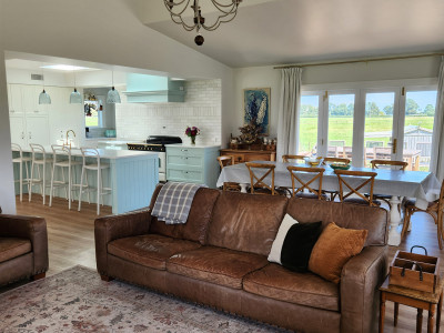 Colour, character and country calm Colour, character and country calm