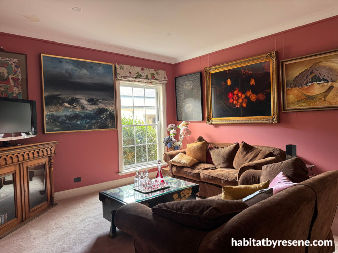 Lounge, lounge painted in Resene Foxtrot