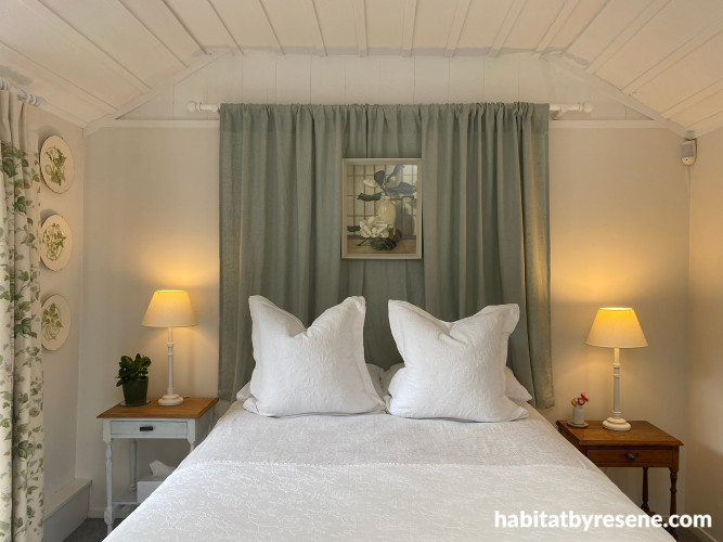 Master bedroom featuring Resene Quarter Thorndon Cream