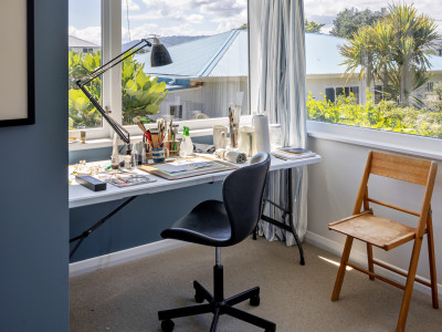 A beach house where colour connects the past and present