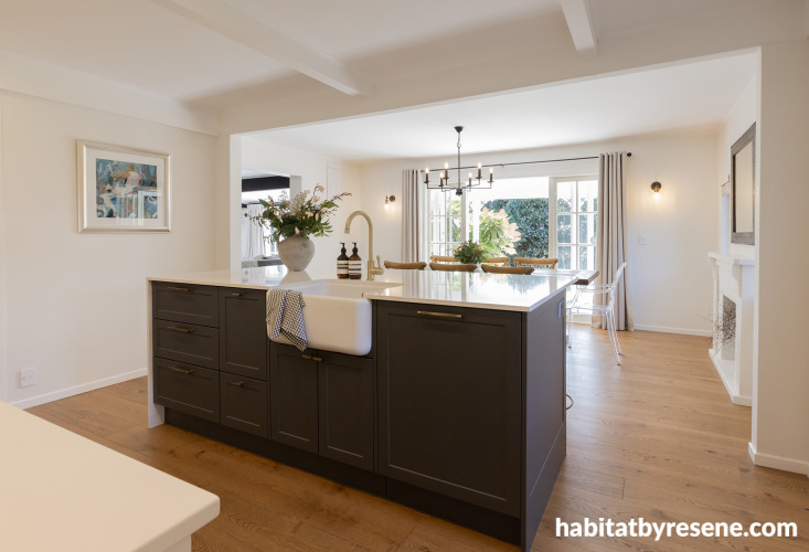 Kitchen, neutral kitchen, white kitchen