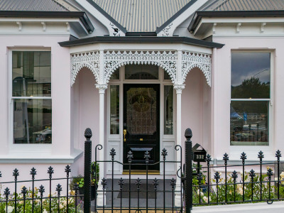 How to transform your home’s exterior with paint: Tips and colour ideas How to transform your home’s exterior with paint: Tips and colour ideas