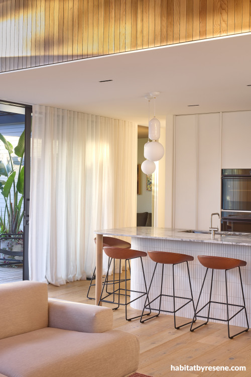 Neutral kitchen