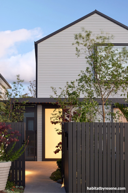 Neutral exterior