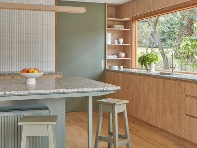 How Resene Lemon Grass transformed this home into a bush retreat