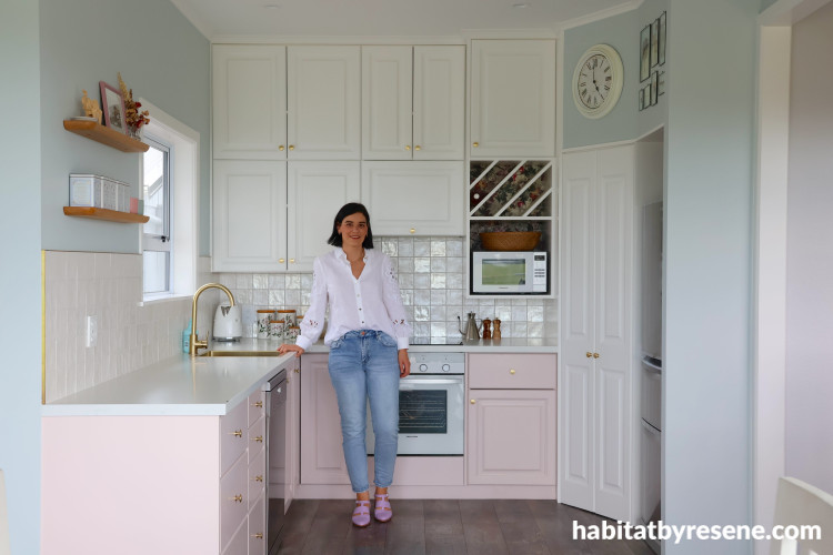 Kitchen, neutral kitchen, white kitchen, kitchen featuring Resene Double Alabaster