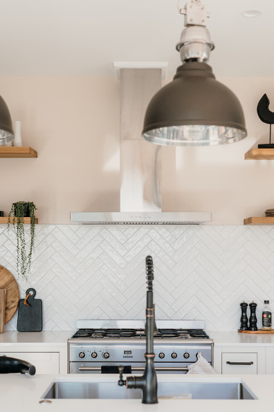 The art of kitchen colour: Six designs to inspire your dream kitchen The art of kitchen colour: Six designs to inspire your dream kitchen