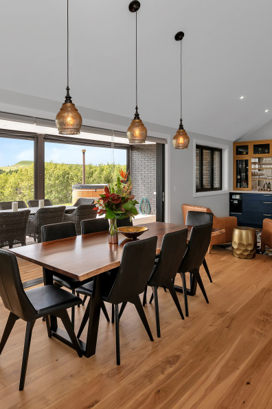 Charming colour, bold wallpaper and rolling hills in Kaiwaka Charming colour, bold wallpaper and rolling hills in Kaiwaka