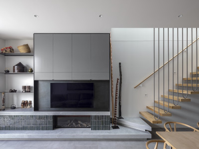 A home that balances boldness and light A home that balances boldness and light