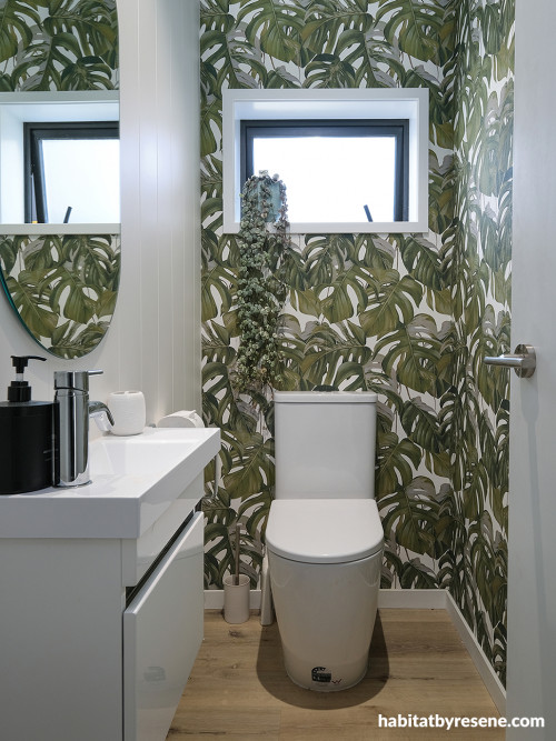 Resene Tropical Toilet