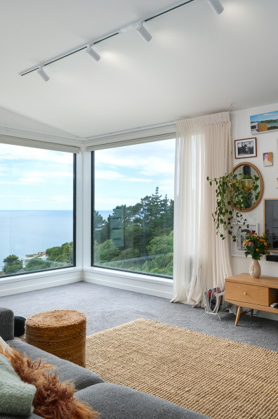 Christy and Simon’s dream home in St Clair Christy and Simon’s dream home in St Clair