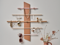 How to make a DIY jewellery hanger for Mother’s Day