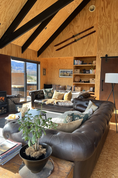 A Southern Alps chalet designed for a cosy escape A Southern Alps chalet designed for a cosy escape